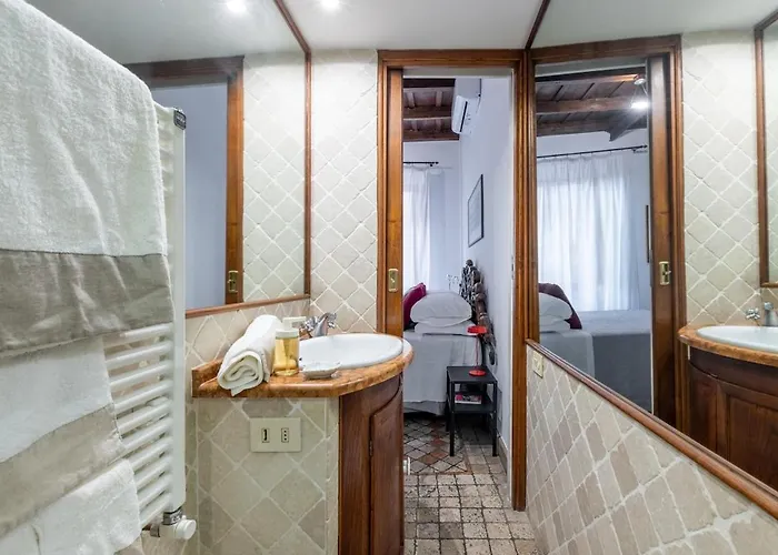 Nostromondo Prestigious 2 Bedrooms Domus In Forum Area